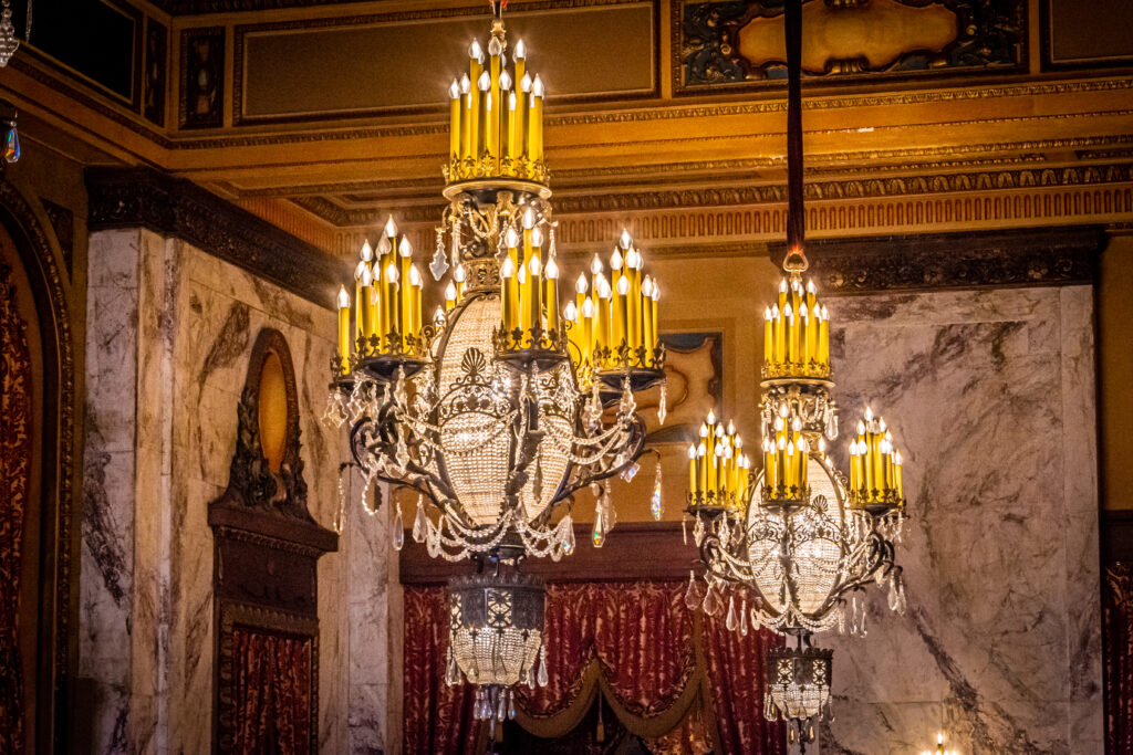 Each of the three large chandeliers in the Grand Lobby requires 86 light bulbs. 